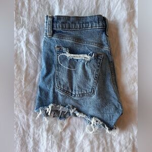 A&F Curve Love Short